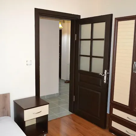 Aparthotel The Twins Apartmens *